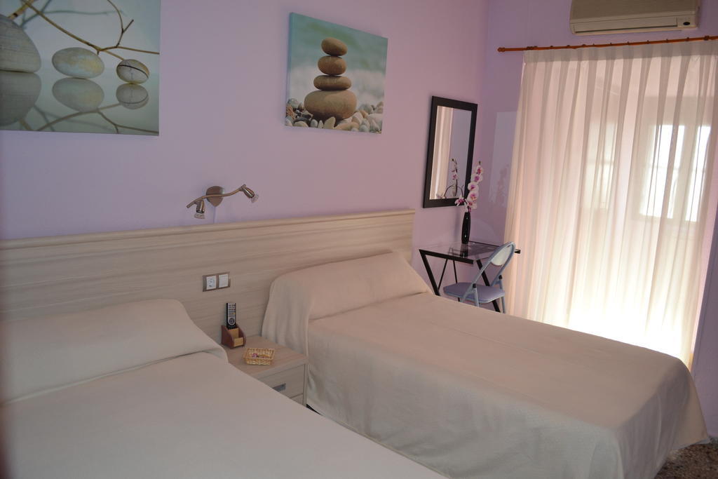 Hostal La Pilarica Paterna Quarto foto