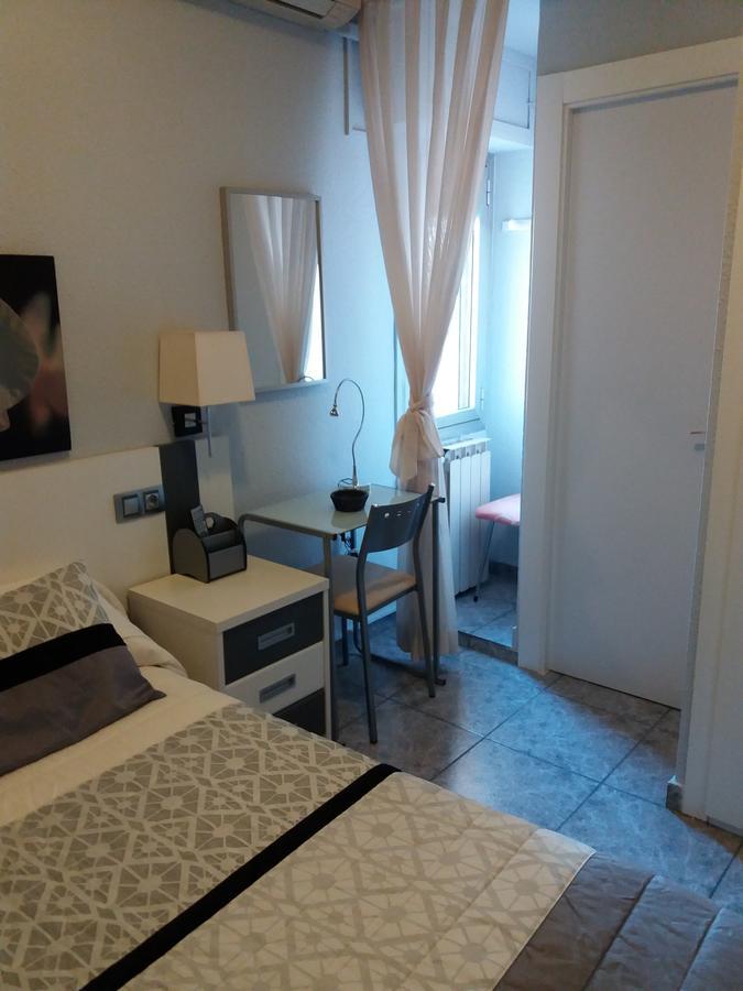 Hostal La Pilarica Paterna Quarto foto