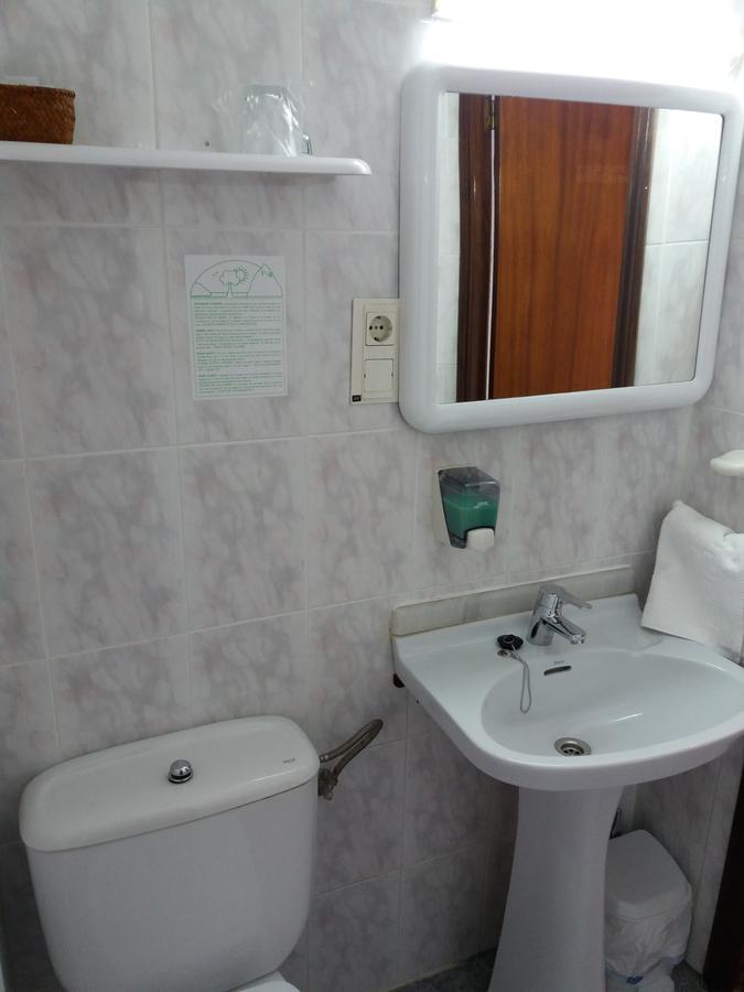 Hostal La Pilarica Paterna Exterior foto